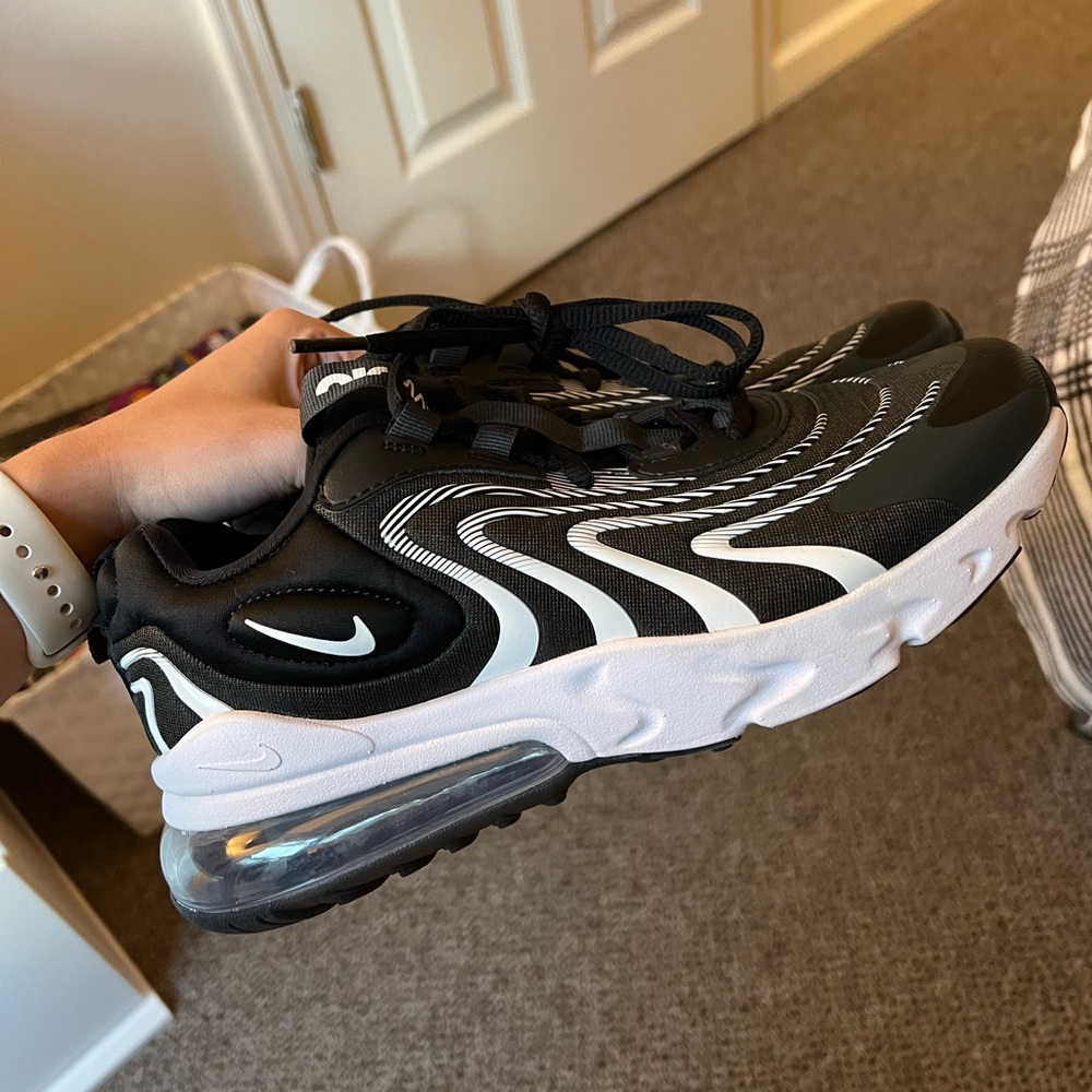 Nike Air Max 270 React ENG